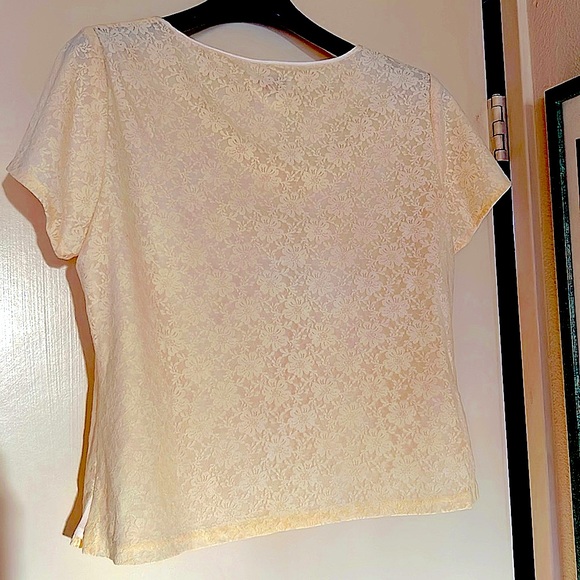 NWOT. Talbots petite stretch cream colored lace top.  Lightweight and pretty. - Picture 4 of 8